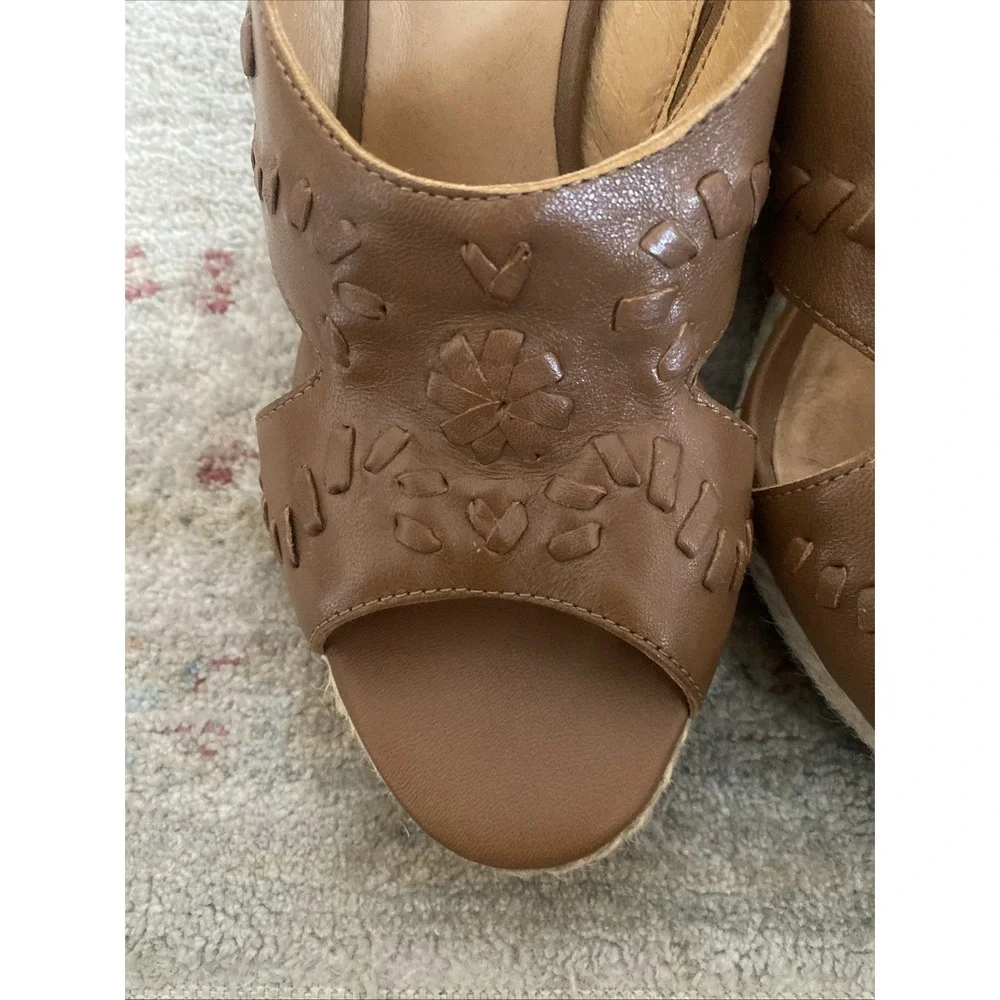 Jack Roger's Wedge Sandals Brown Leather Womens Size 7.5